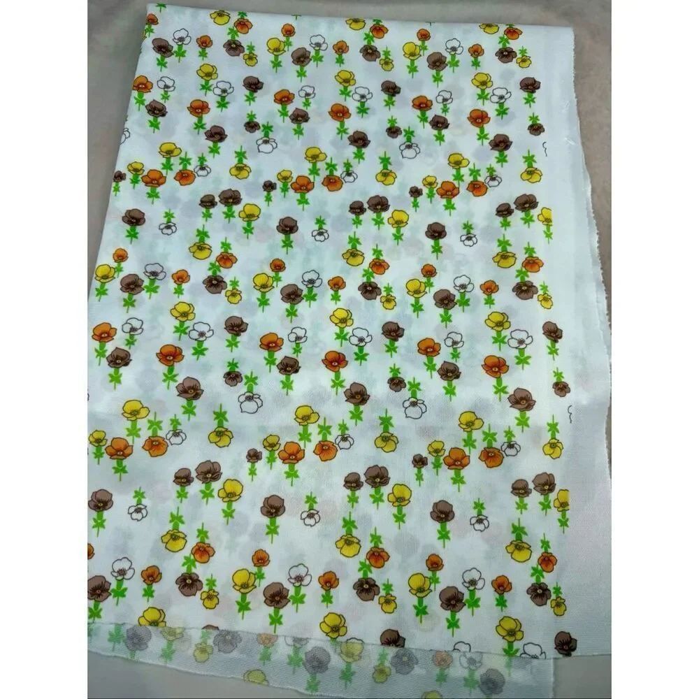 Vintage 1970s Fabric Flower Power 60x62” Mod MCM Groovy